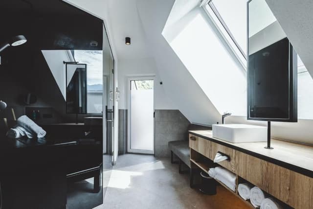 Four-Bedroom Suite with Sauna