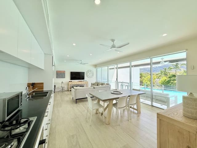 3 Bedroom Sunset Pool View