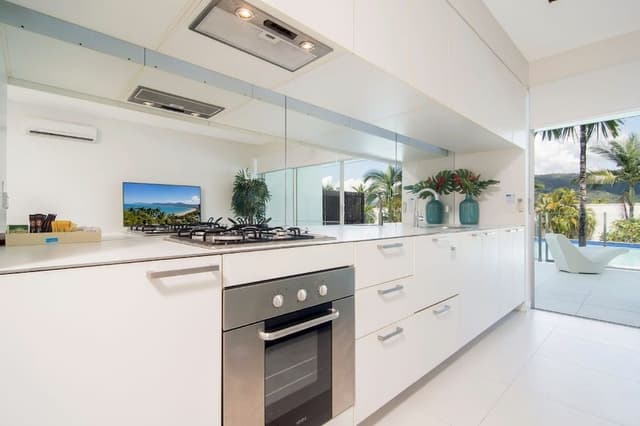 2 Bedroom Swim-up Pool View