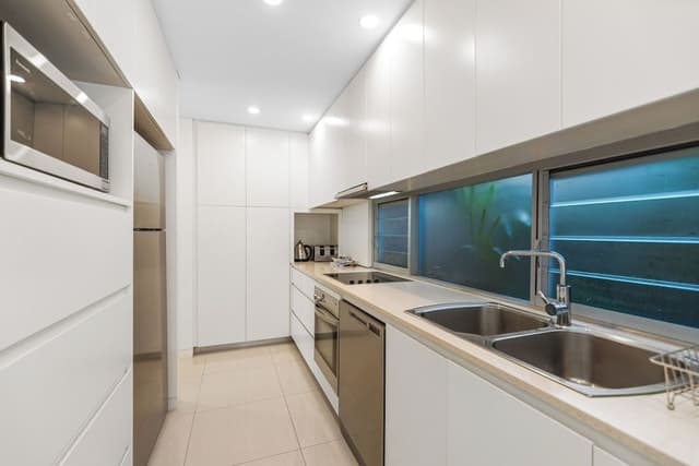 3 Bedroom Courtyard Apartment