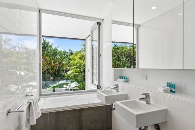 3 Bedroom Pool View Penthouse