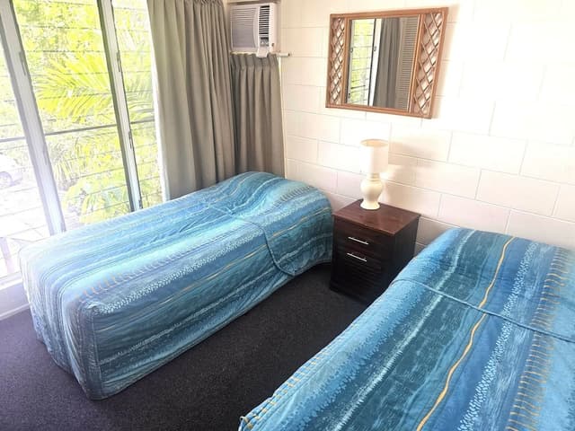 Economy Townhome, 2 Bedrooms