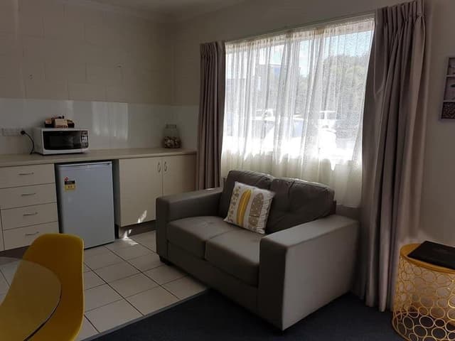 Studio, 1 Queen Bed