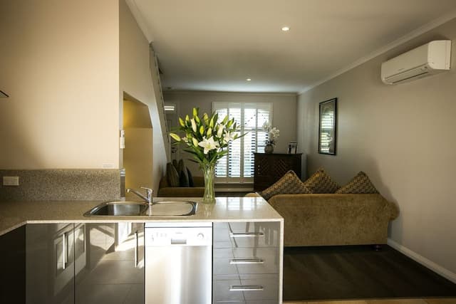One Bedroom Apartment