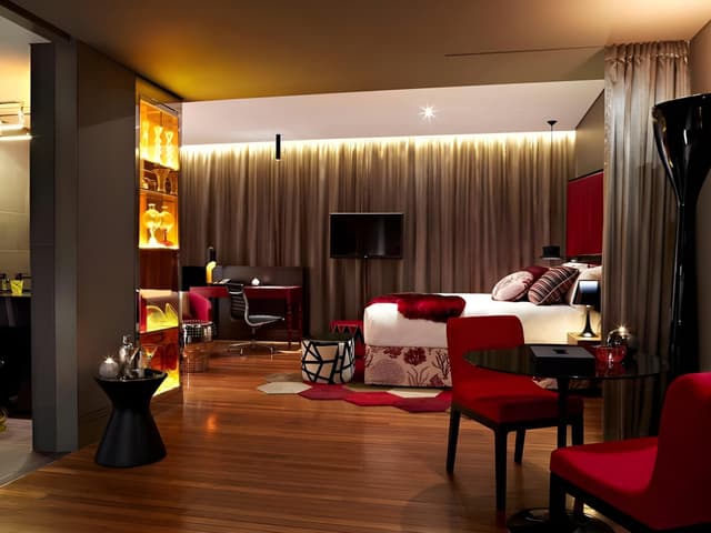 QT Junior Suite