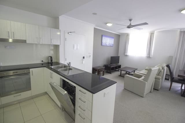 Two Bedroom Apartment (2 Queen Beds)