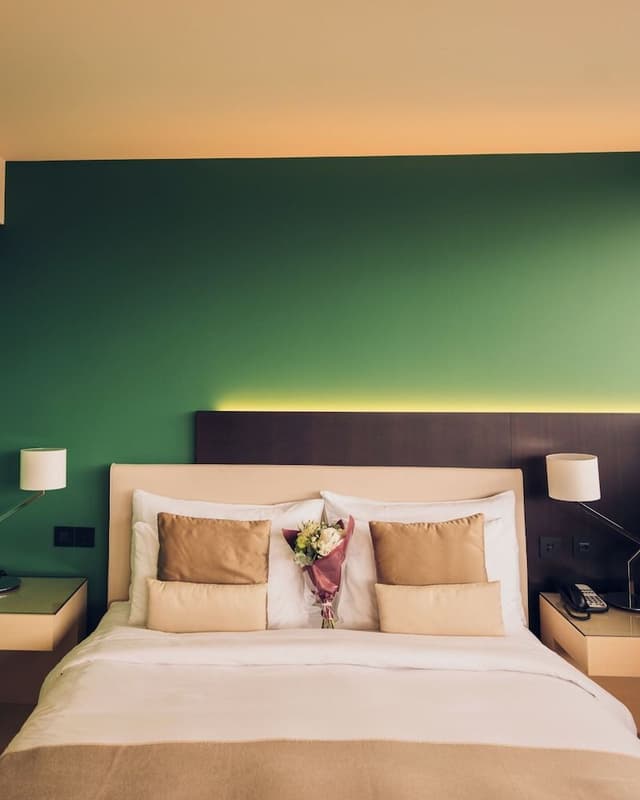 Room, 1 King Bed, Club Lounge Access (Top Floor)