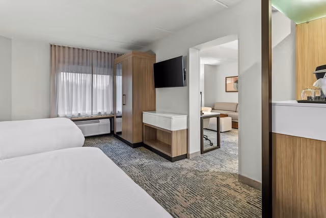Suite, Multiple Beds