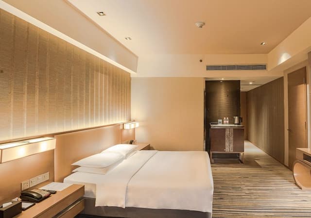 Room, 1 King Bed, Garden View (8F-21F)