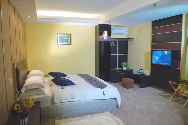 Deluxe Room, 1 King Bed