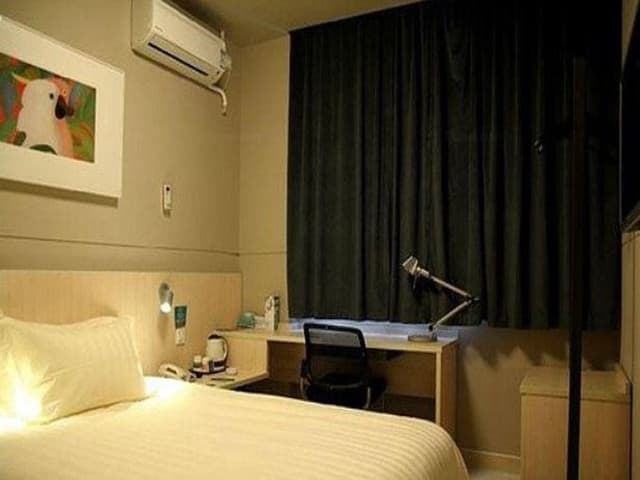 Business Suite A