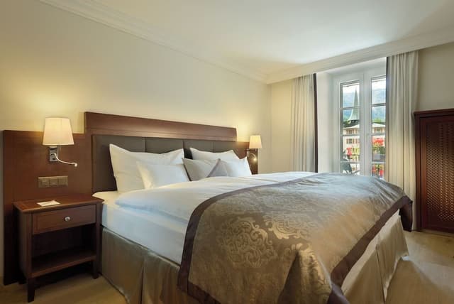 Alpine Classic Double Room, Mountain View