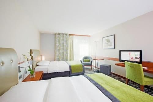 Classic 2 Queen Beds