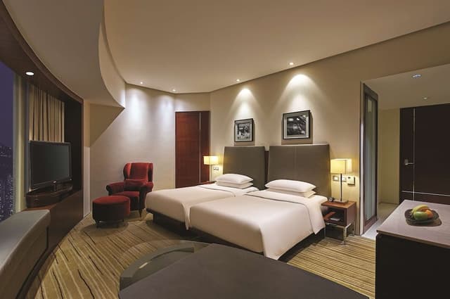 Corner Twin Room