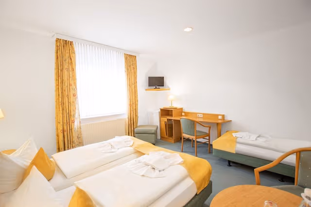 Triple Room