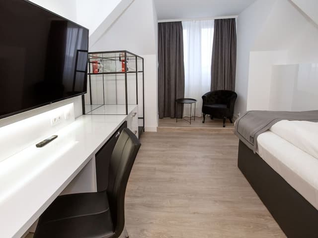 DORMERO Single Room