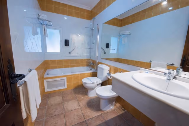 Studio (2 Adults)