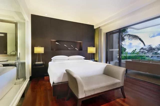 King Room/ Twin Room (Garden View)