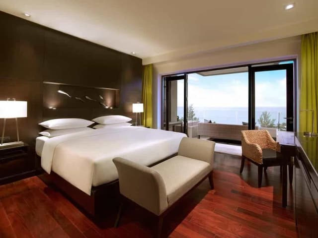 King Room/ Twin Room Ocean View