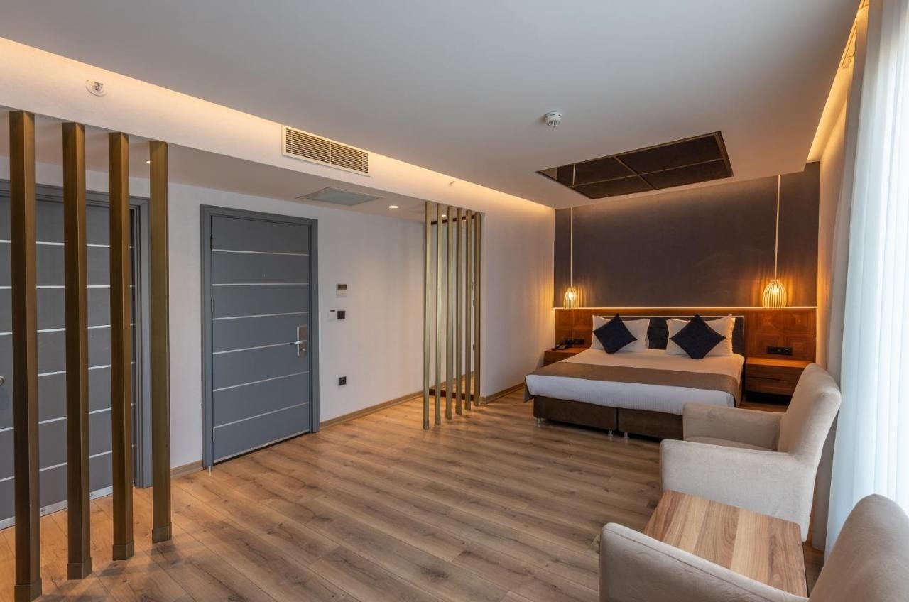 Crystal Hotel3
