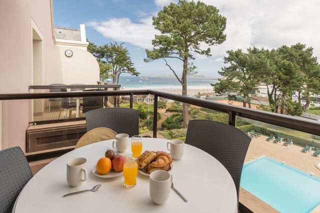 Apartment 5 people - 1 bedroom - Terrace or balcony - Sea view