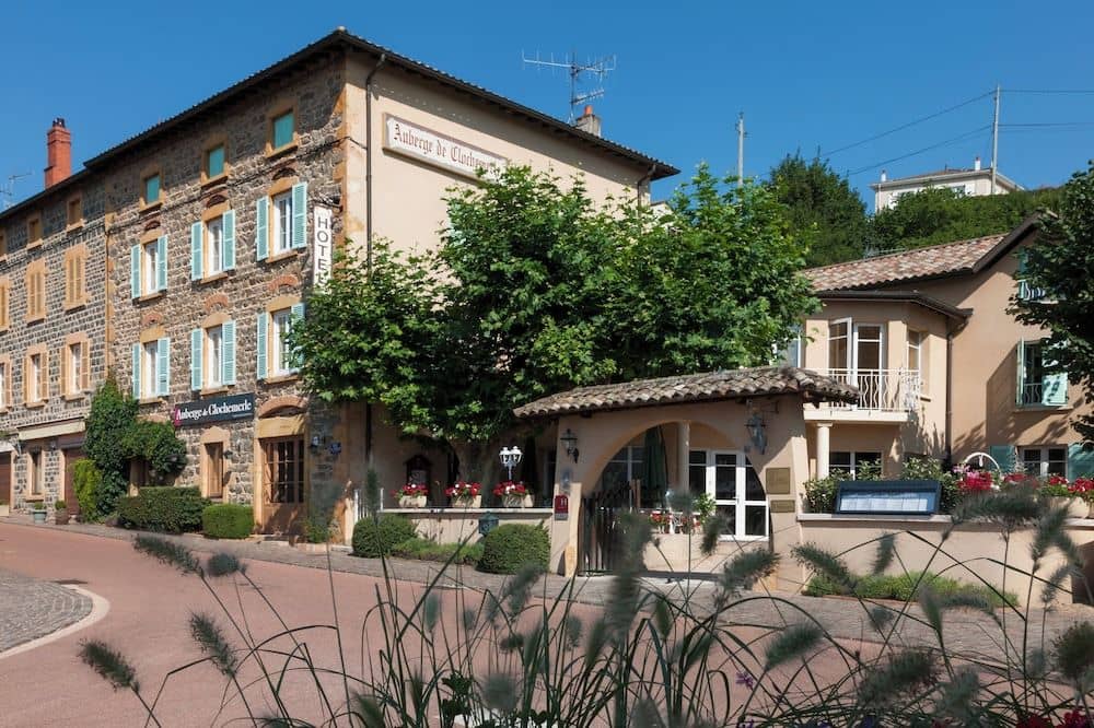 Auberge De Clochemerle Auberge De Clochemerle