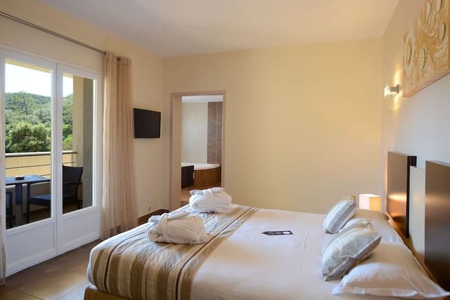 Suite, 2 Bedrooms