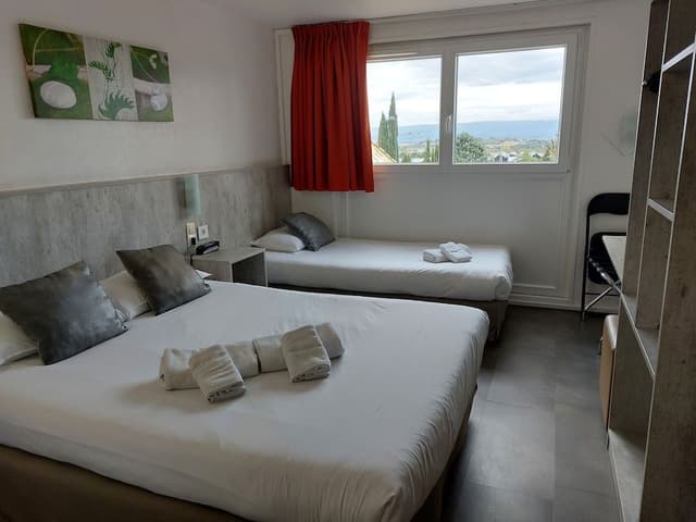 Triple Room (1 Double + 1 Single Bed)