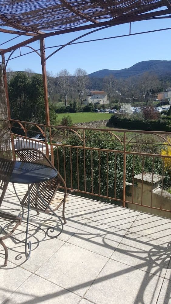 Suite, Terrace, Mountain View