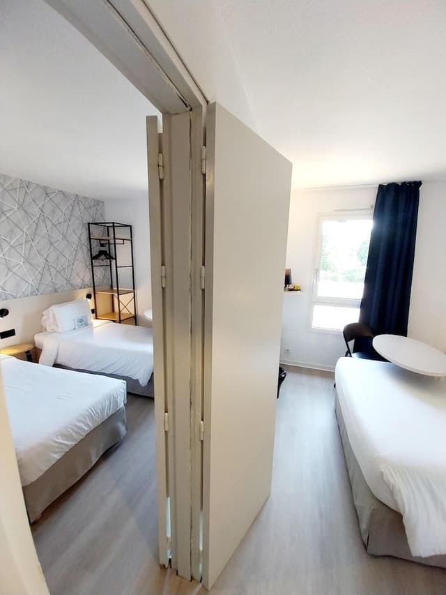 Standard Room, Multiple Beds, Connecting Rooms