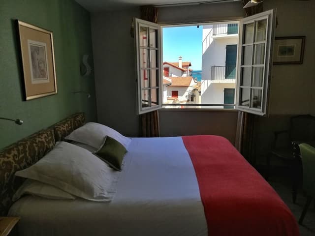 Executive Double Room, City View