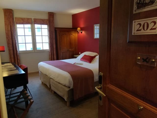 Executive Double Room, City View