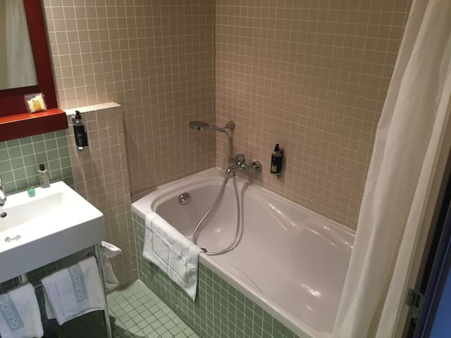 Double Room (Côté Port)