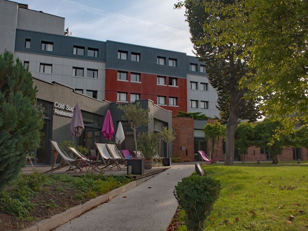 Hotel du Casino2