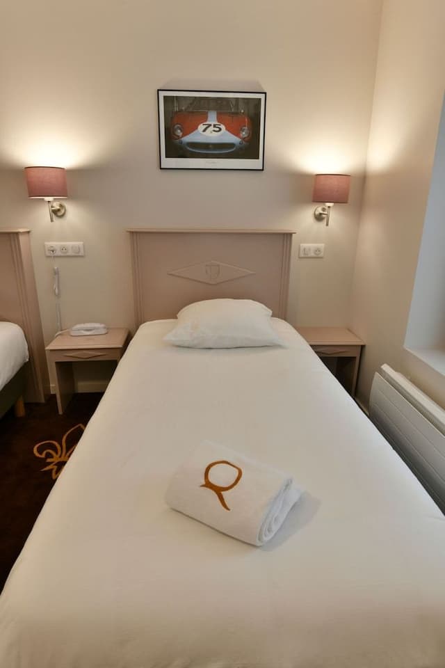 Triple room