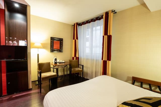 Standard single room