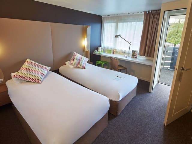 Standard Room, 2 Twin Beds (Junior Bed up to 10 years)
