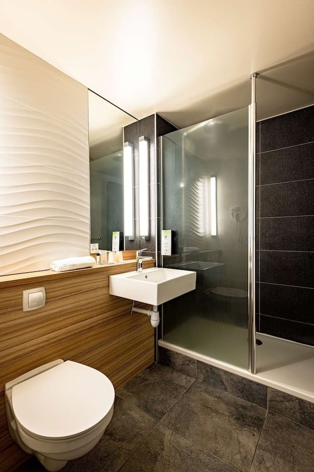 Standard Room, 2 Twin Beds (Junior Bed up to 10 years)