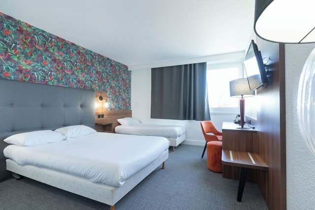 Comfort Triple Room, Garden View