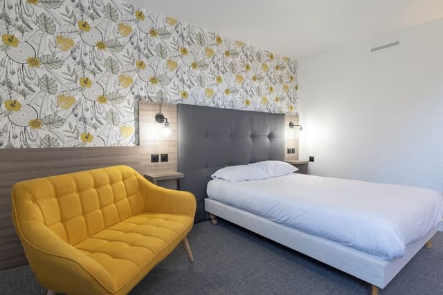 Premium Double Room, Refrigerator, Pool View