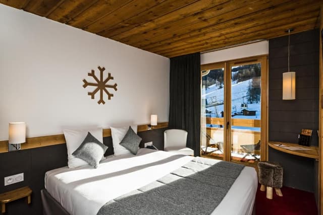 Chambre Familiale Deluxe (vue pistes)