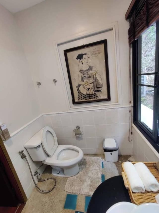 Superior Waterfall View
