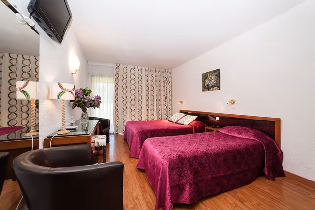 Deluxe Triple Room