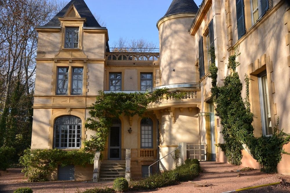 Le Chateau de Champlong4