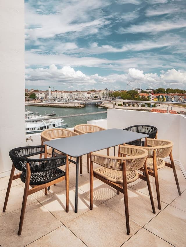 Junior Suite, terrace, Port view