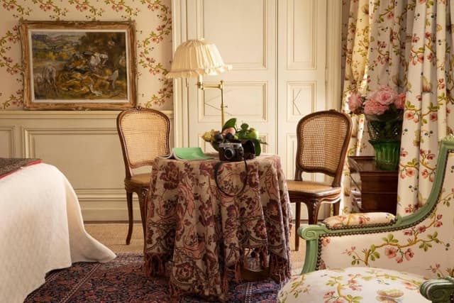 Deluxe king size room (KDX - 108168)