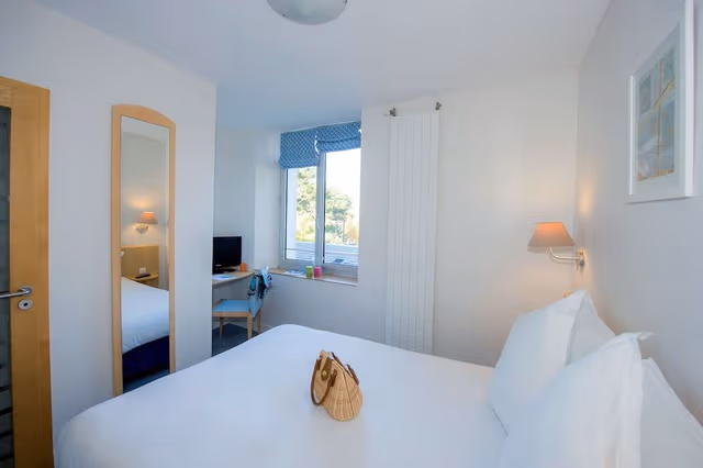 Superior Room (2 people)