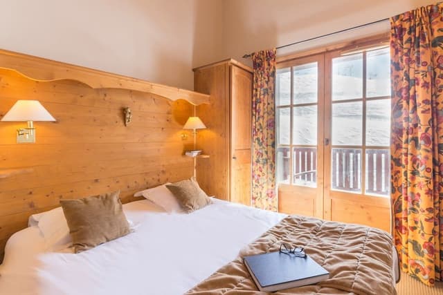 Appartement 10 personnes - 4 chambres - Duplex - Piscine intérieure - Sans Balcon