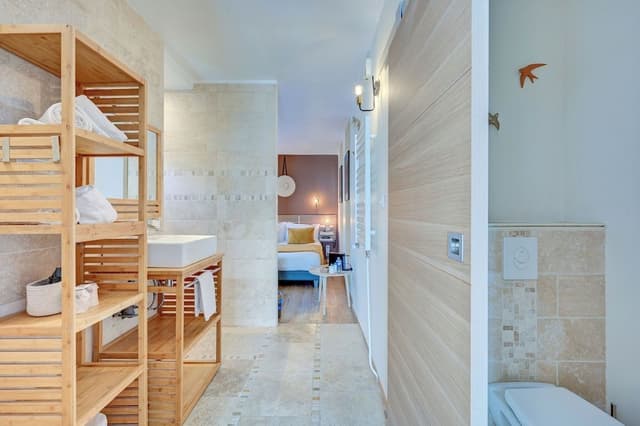 Jaccuzi Room
