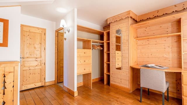 6 rooms 12 people chalet
